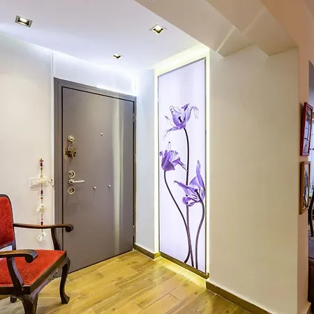 Chic Flat W Backyard 5 Min To Akmerkez In Besiktas Provincia di Istanbul