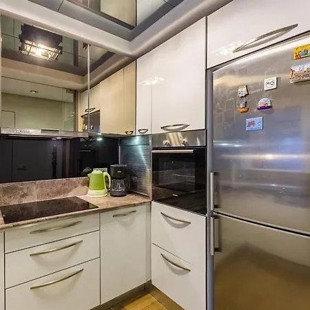 Chic Flat W Backyard 5 Min To Akmerkez In Besiktas