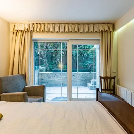 Chic Flat W Backyard 5 Min To Akmerkez In Besiktas * Istanbul