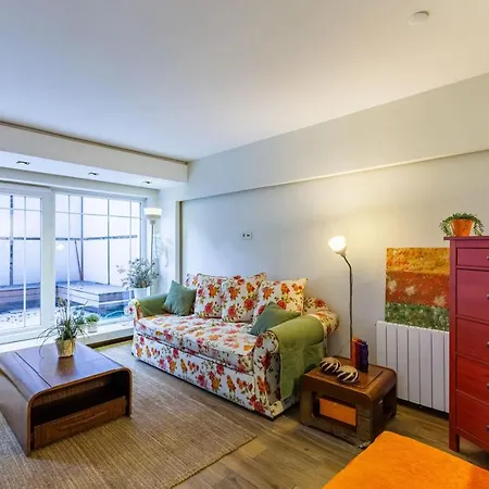 Chic Flat W Backyard 5 Min To Akmerkez In Besiktas Appartement